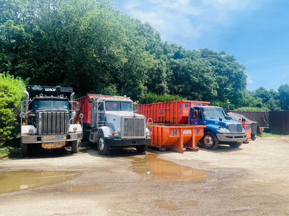 A Hamptons Pick Up truck on a job at a modern East End home